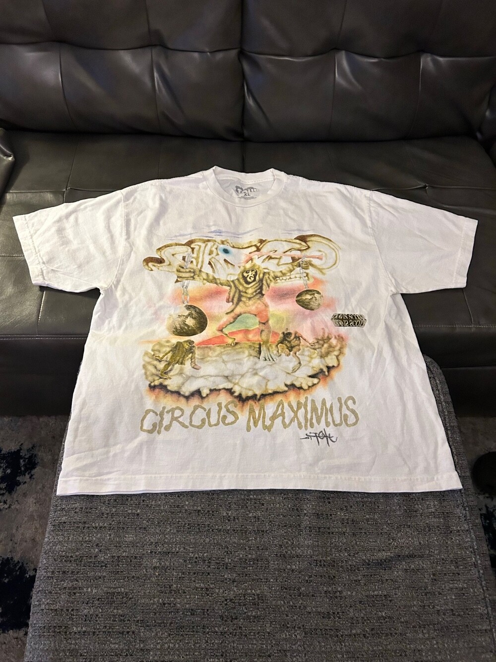 [ Brand New Official Travis Scott ] Skitzo Tee Size ( XL )